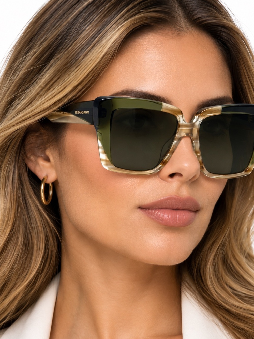 New, SALVATORE FERRAGAMO Sunglasses SF1060SN 263 Authentic
